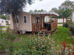 Bungalow de 2 chambres avec piscine partagee jardin amenage et wifi a Saint Julien en Born a 4 km de la plage